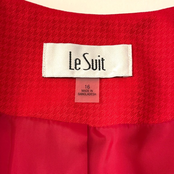 Le Suit Women's Red Jacket Blazer With Hook and Eye Closure Sz 16 NWT - Picture 7 of 15